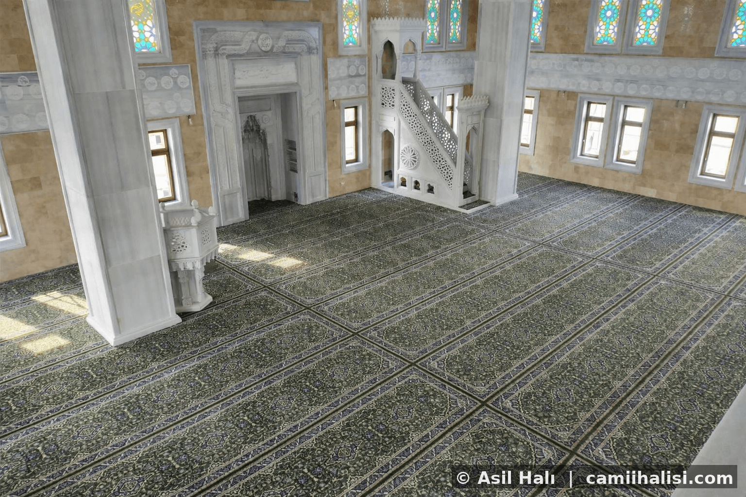 Cami halısı koleksiyon modeli 28 — turkuaz ve koyu tonda özel desen