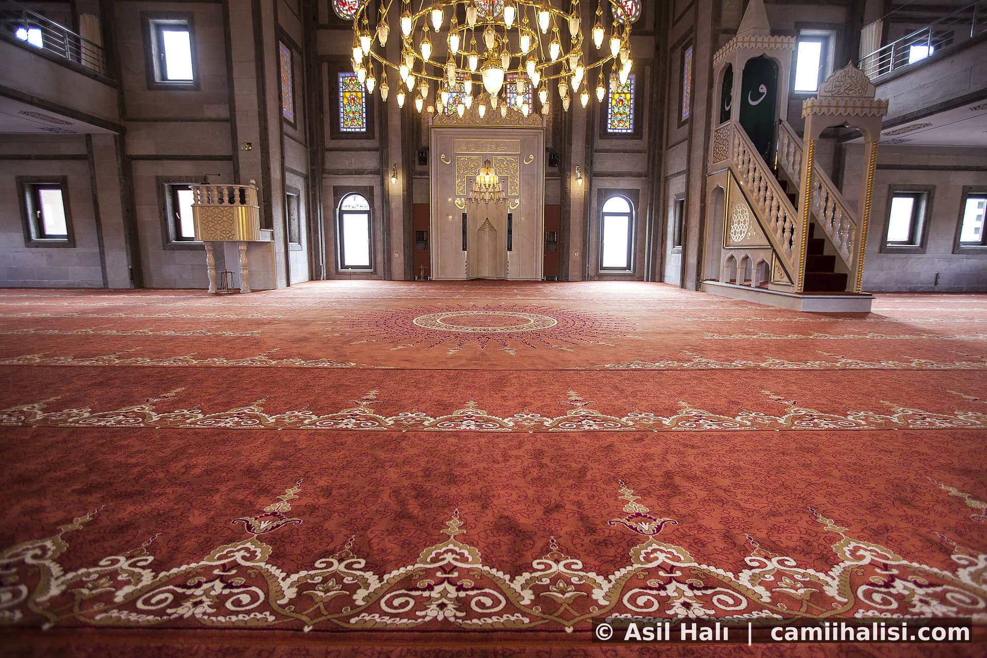 Cami halısı uygulama fotoğrafı — Asil Halı A.Ş. referans cami