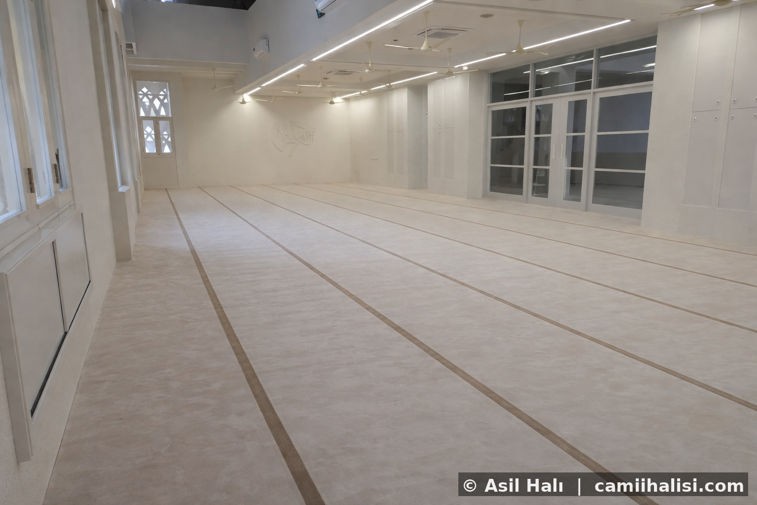 Göbekli Akrilik Cami Halısı