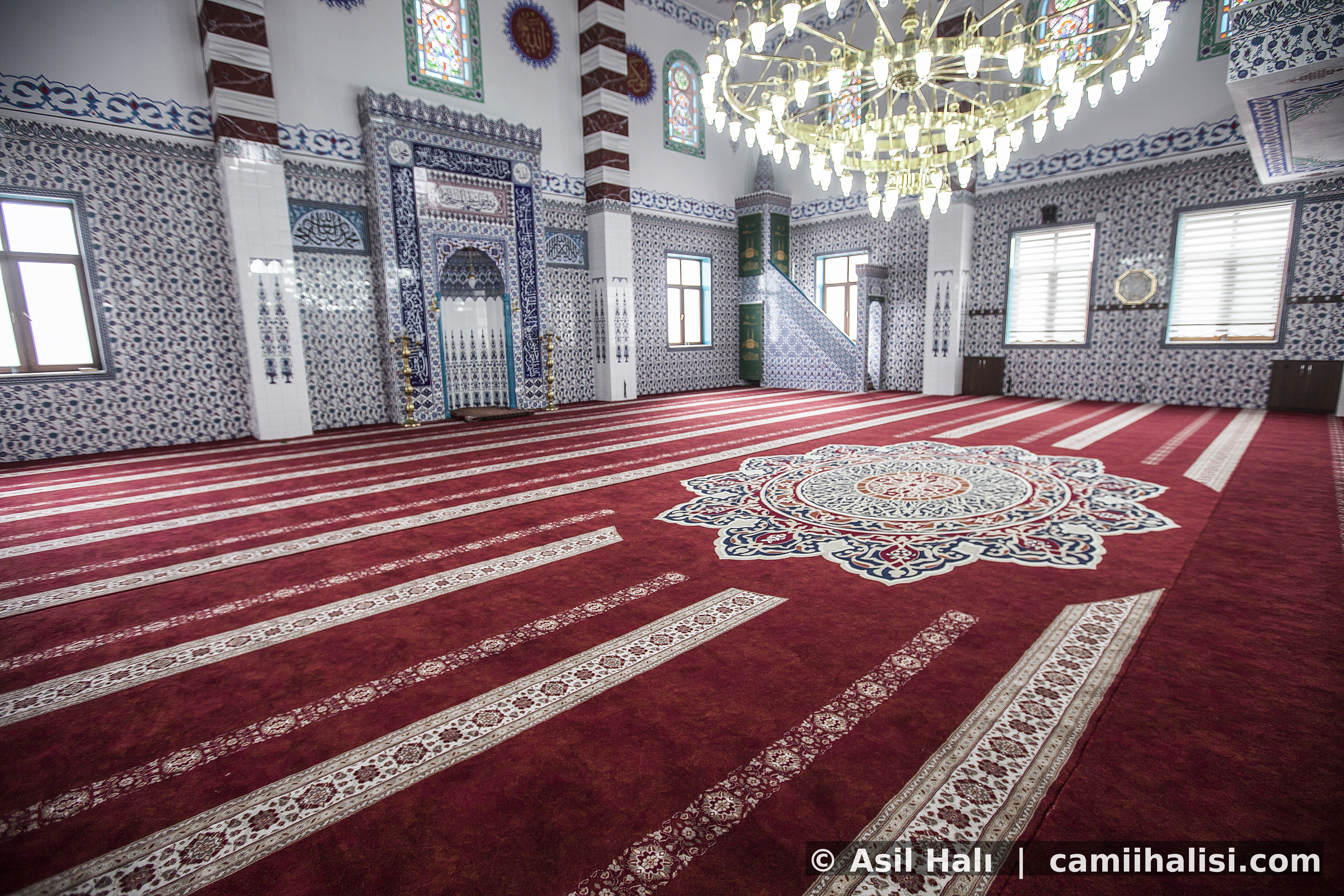 Tamamlanan Cami Halısı Projesi