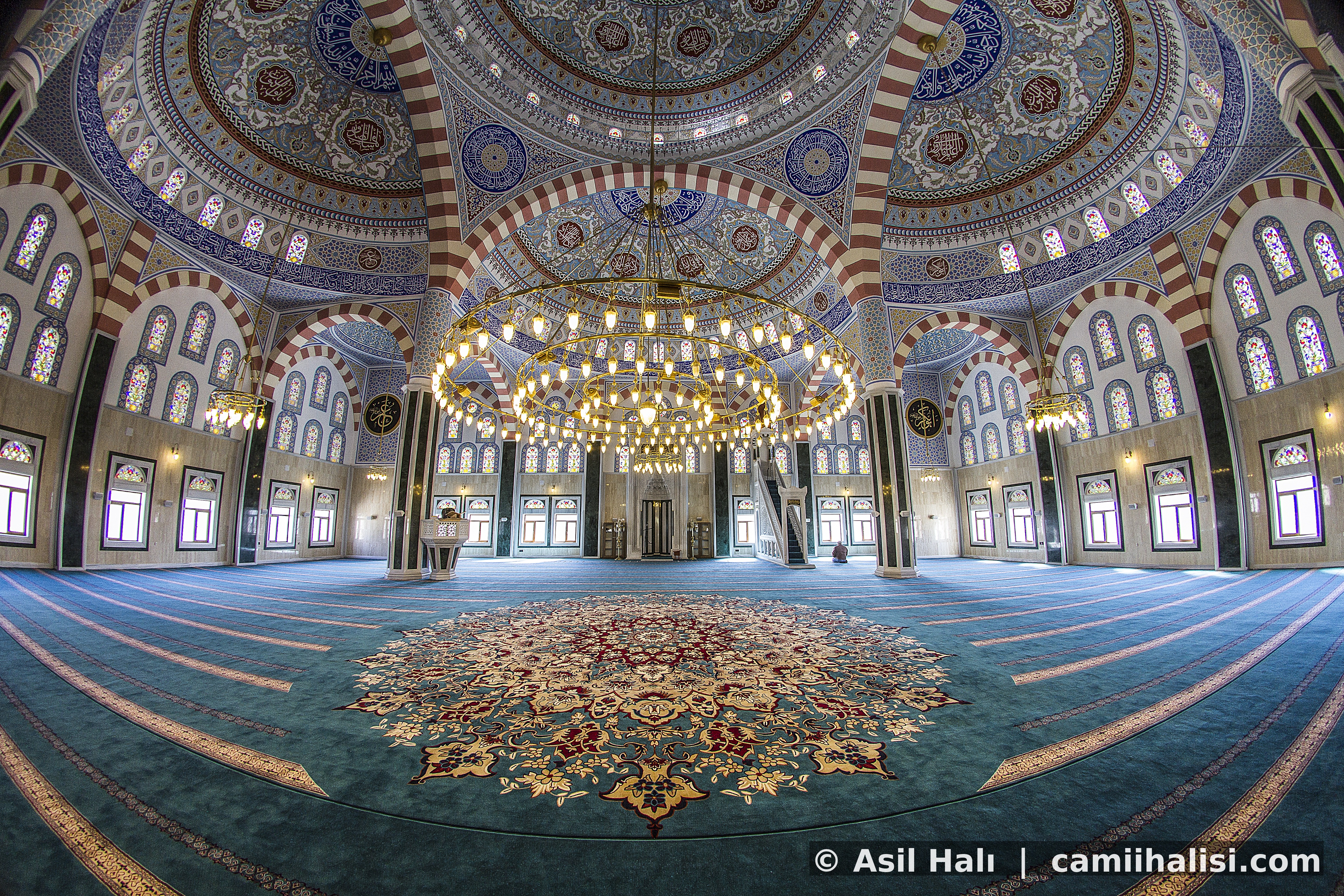 Tamamlanan Cami Halısı Projesi