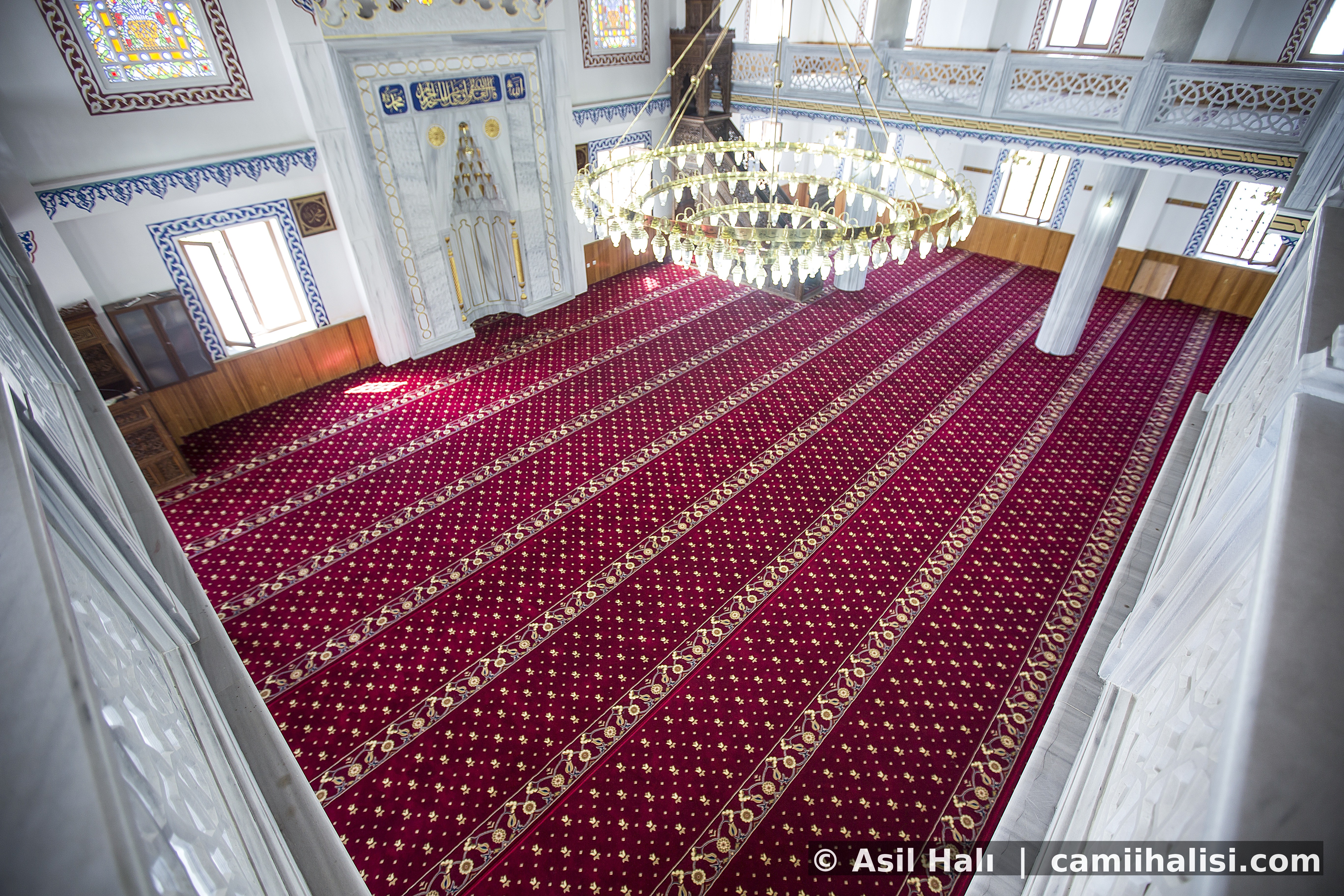 Küresel Cami Projelerinde Halı Seçimi ve Değişen Trendler